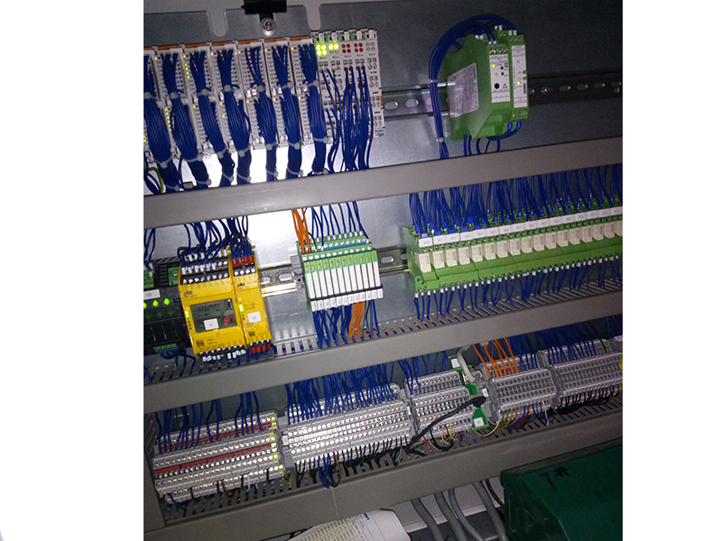 閥門安全聯鎖控制(zhì)系統控制(zhì)櫃